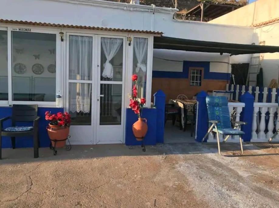 The Beach Hut With Lazy Spa Adra Exterior photo