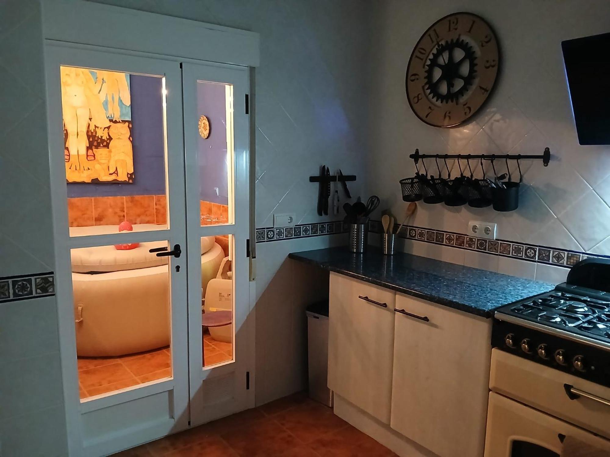 The Beach Hut With Lazy Spa Adra Exterior photo